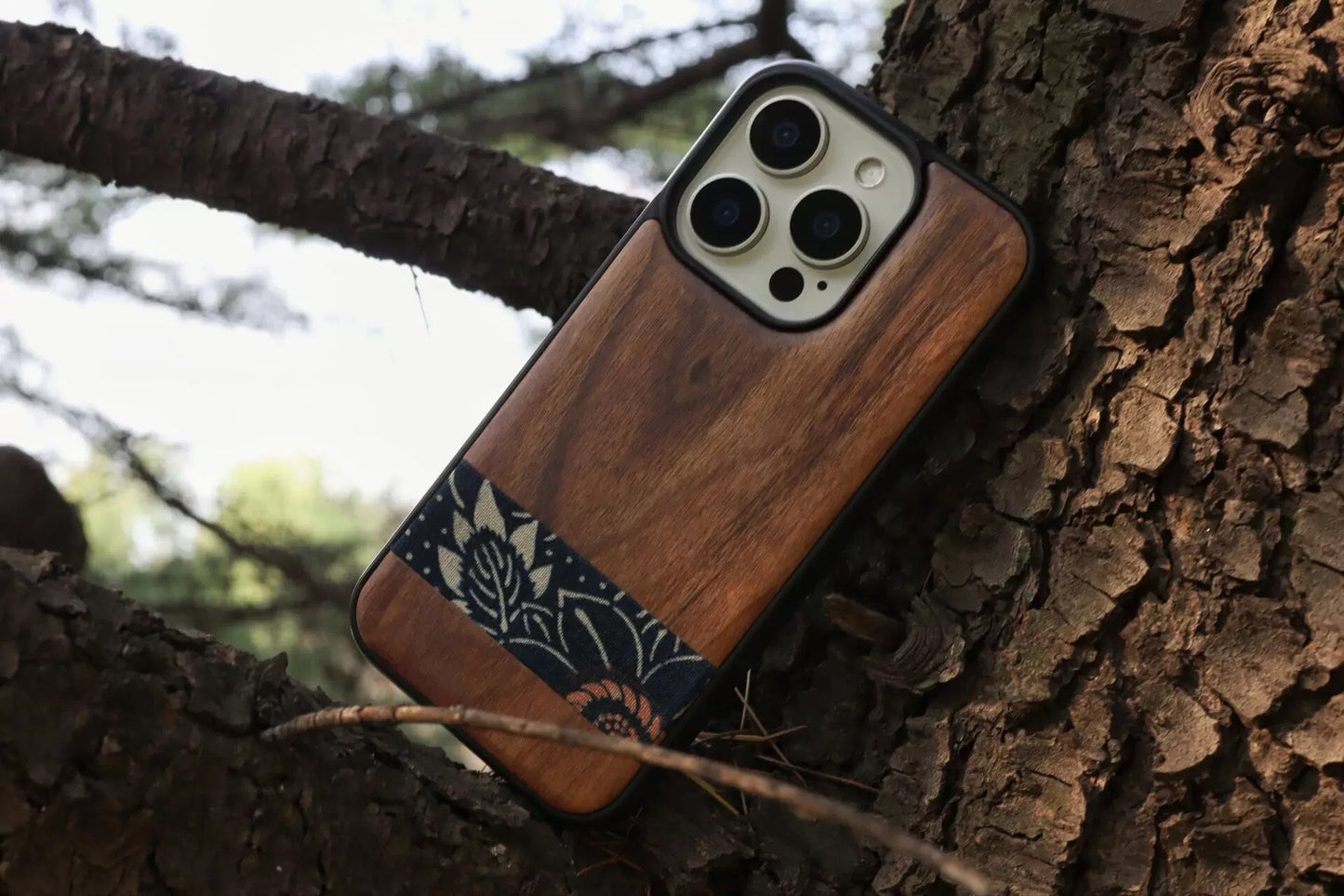 Walnut Kofu Patchwork iPhone Cases with MagSafe