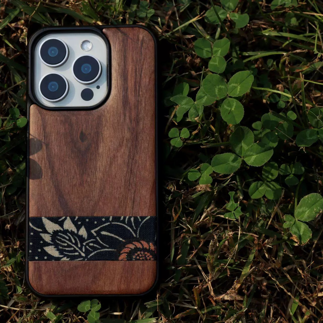 Walnut Kofu Patchwork iPhone Cases with MagSafe