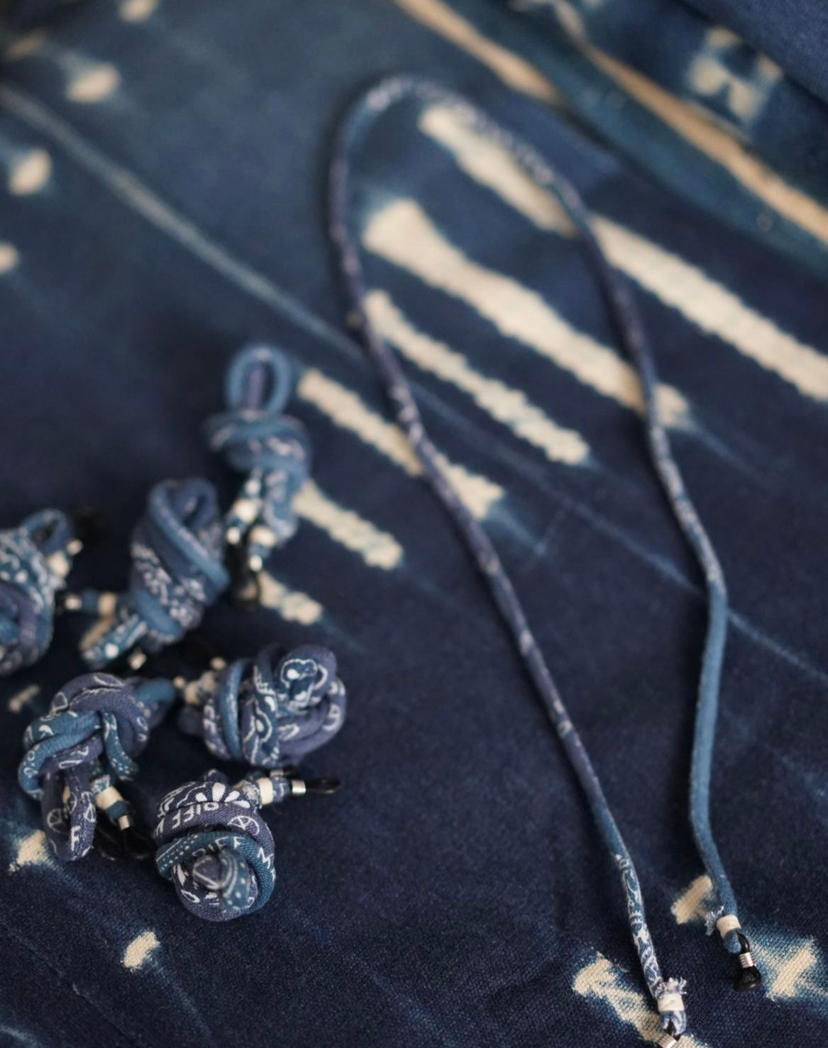 Indigo Dye Kofu Glasses Necklace