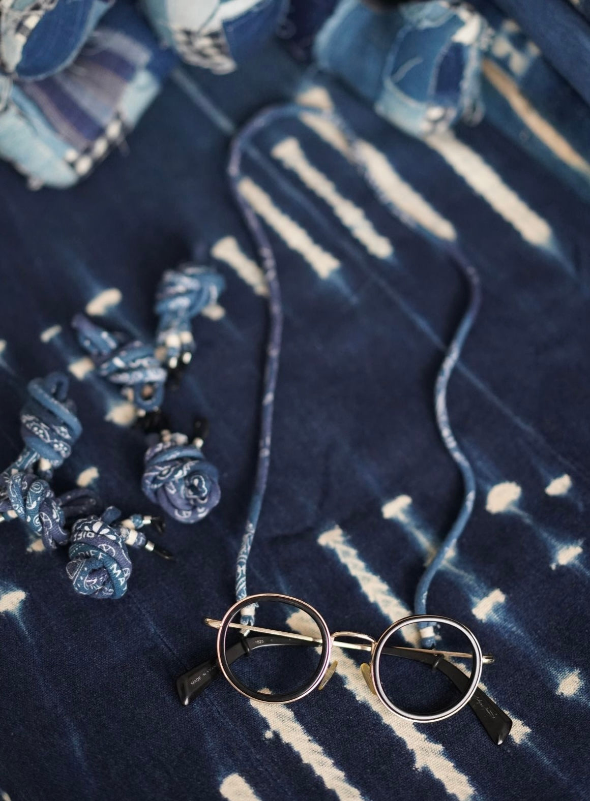 Indigo Dye Kofu Glasses Necklace