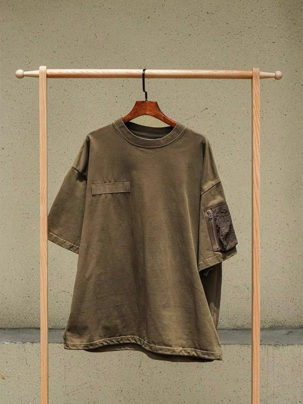 Botanical-Dyed Flight Pocket Heavyweight Tee